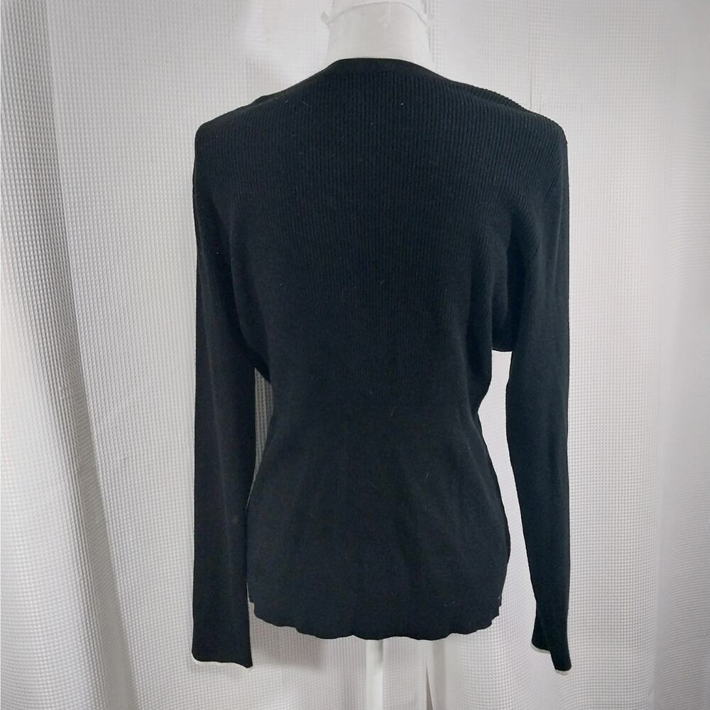 WHITE HOUSE BLACK MARKET! BLACK RIBBED KNIT, WHITE TRIM, POCKETED SWEATER! SZ L - Picture 5 of 9